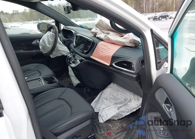 2C4RC3BG0RR127795: 41604362