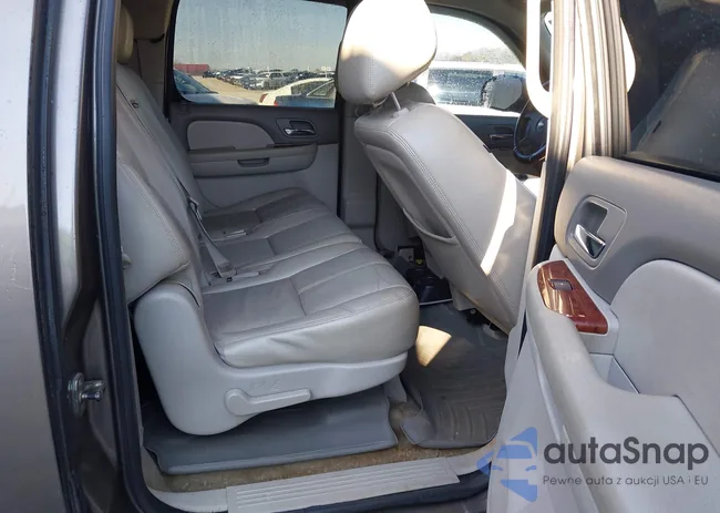 1GNSCJE09BR344091: 41605909