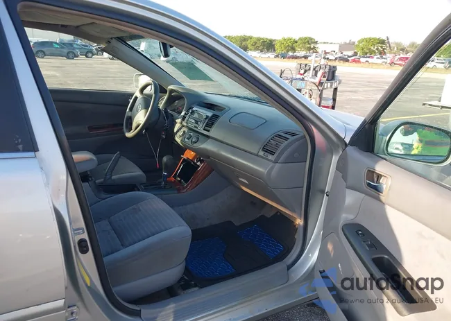 4T1BE30K35U018999: 41605940