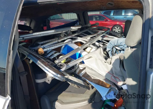 2A4GP44R67R191010: 41606195