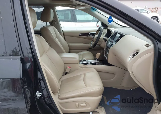 5N1AR2MM0EC735744: 41606398