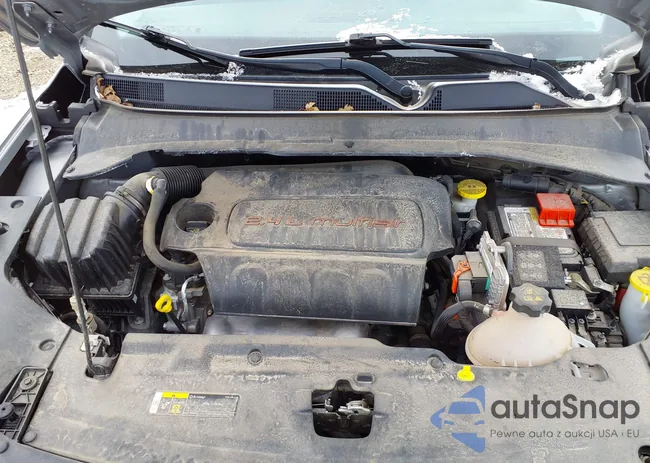 3C4NJDBB2NT118764: 41606504