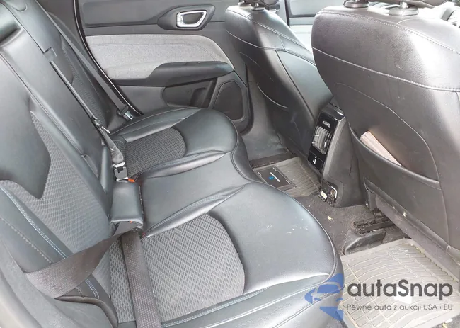 3C4NJDBB2NT118764: 41606504