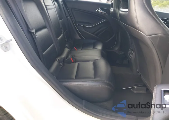 WDDSJ4EB5FN168810: 41609205