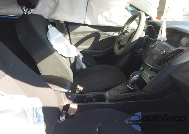 1FADP3F2XJL295508: 41608216