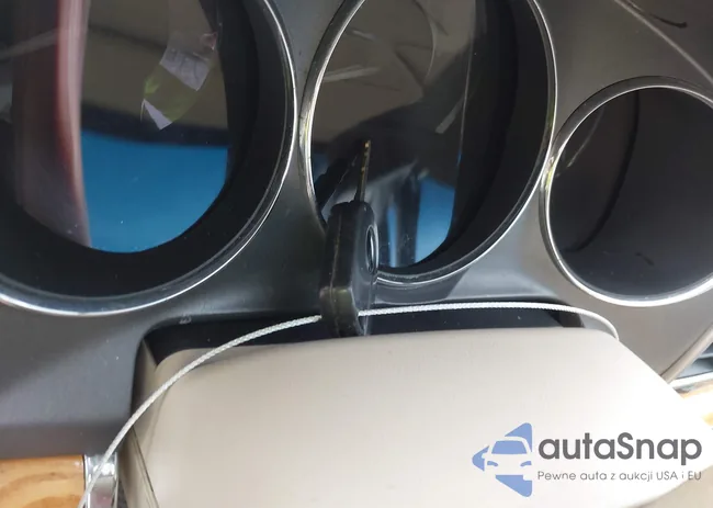 3LNHL2GC0CR832914: 41609786