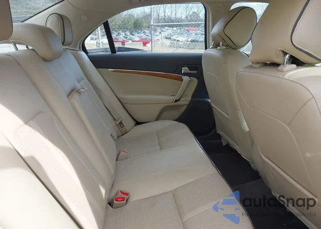 3LNHL2GC0CR832914: 41609786