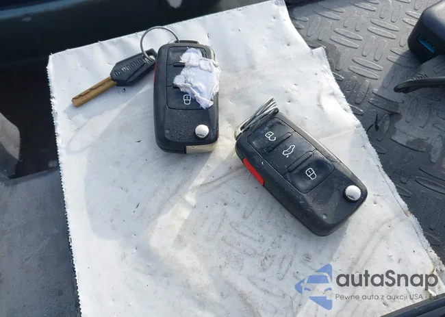 WVGAV7AXXCW544268: 41609803