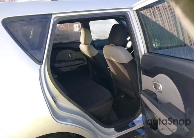 KNDJN2A23F7801233: 41610875