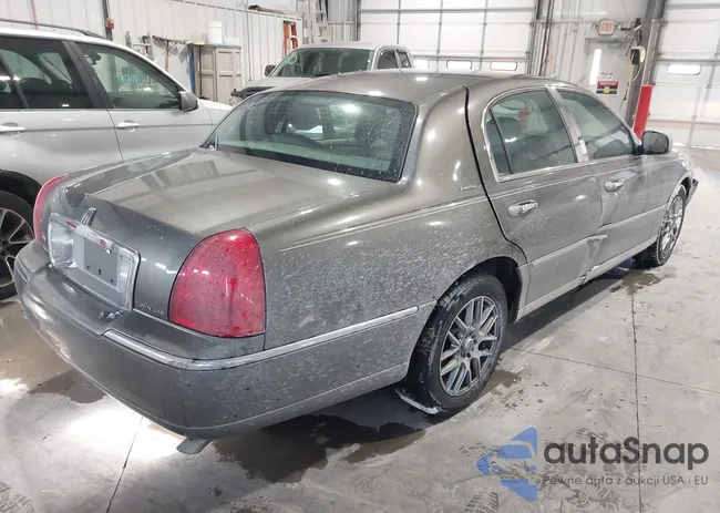 1LNHM81W13Y629941: 41613062