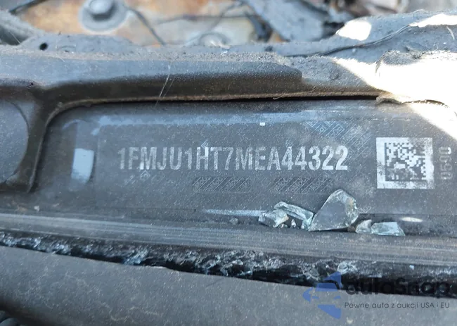 1FMJU1HT7MEA44322: 41613146