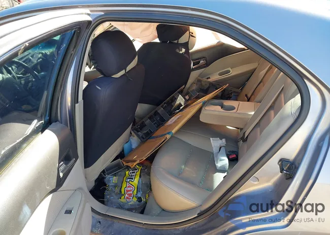 3FAHP07Z26R207488: 41613147