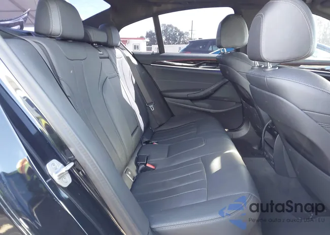 WBA53BJ06PWY11037: 41612304