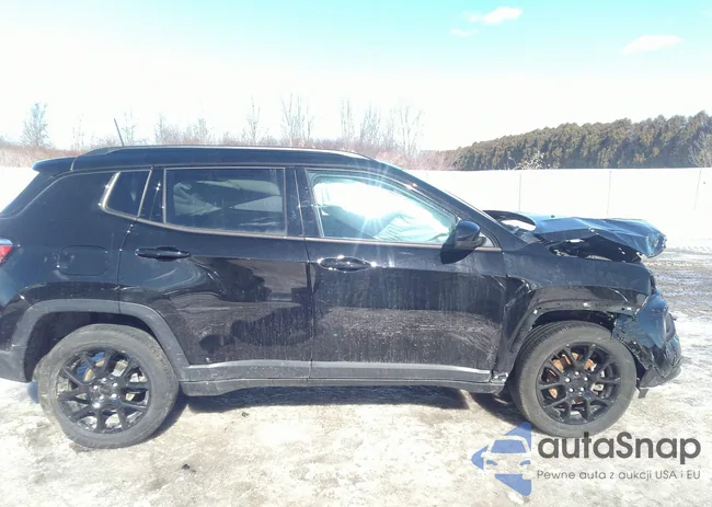 3C4NJDBB5NT198996: 41612511