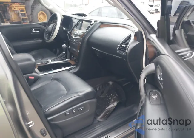 JN8AZ2NEXE9068226: 41612568