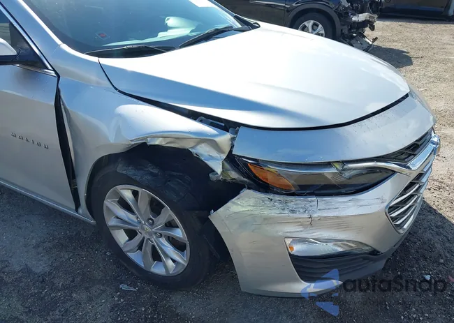 1G1ZD5ST5LF052847: 41613577