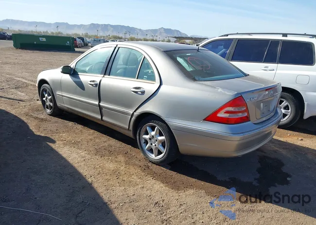 WDBRF64J23F305396: 41614807