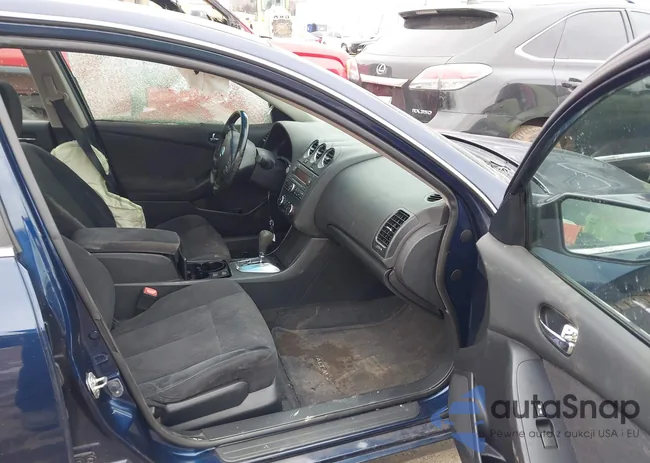 1N4AL2AP0CN463546: 41615060