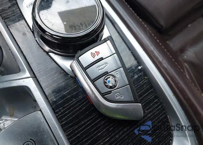 WBA7E4C38HGV23408: 41614556