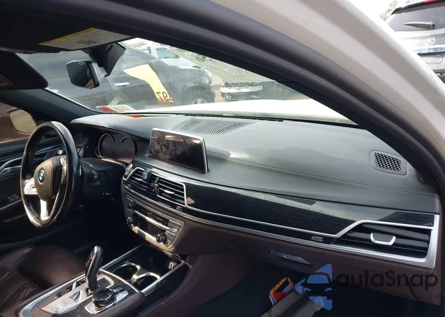 WBA7E4C38HGV23408: 41614556