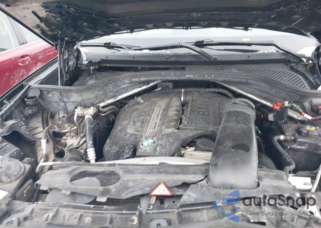 5UXKR0C58F0P03472: 41616121