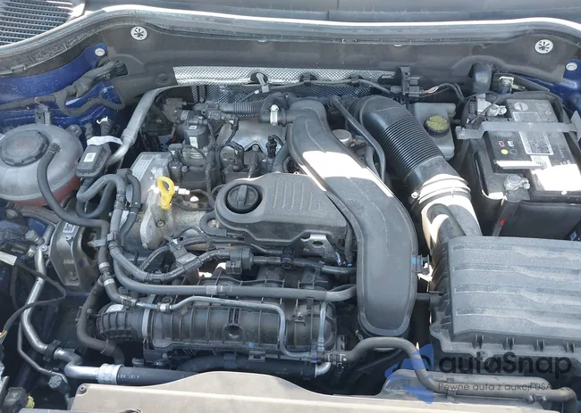 3VVLX7B28NM099124: 41615455