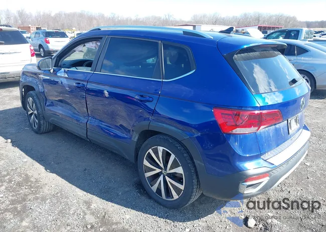 3VVLX7B28NM099124: 41615455