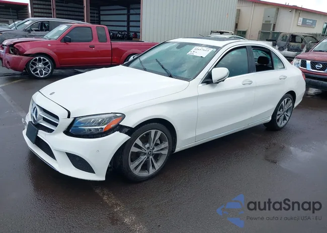 W1KWF8DB4MR648063: 41617613