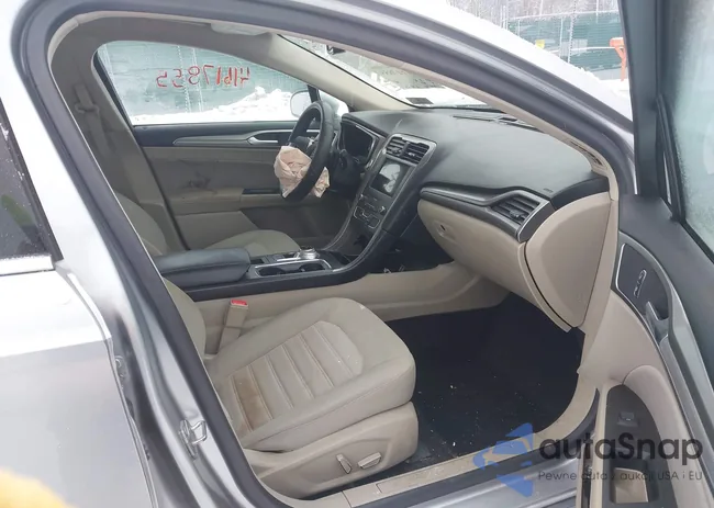 3FA6P0T94LR123732: 41617855