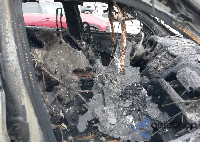 2GNFLEEK2E6147581: 41618954