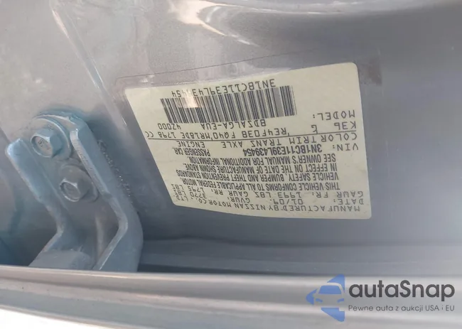 3N1BC11E39L439454: 41618267