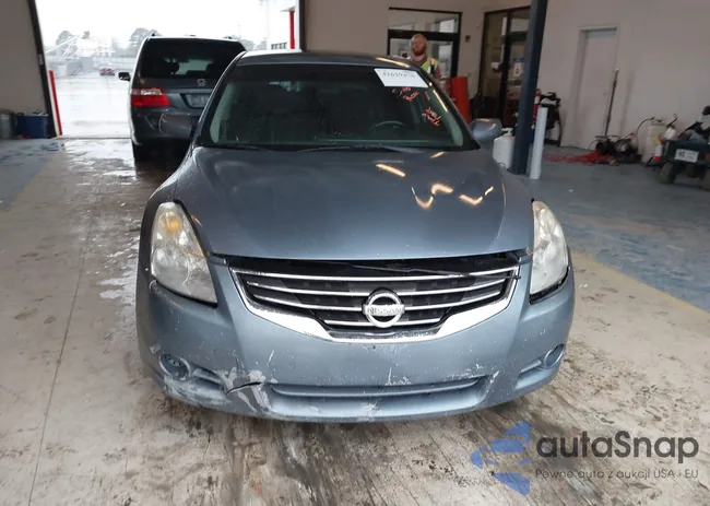 1N4AL2AP5AC181783: 41619476