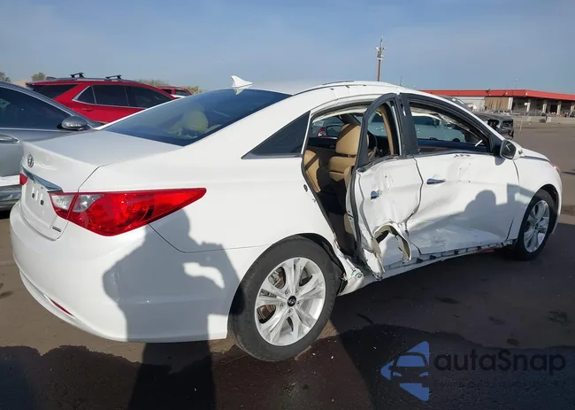 5NPEC4AC5BH161740: 41620351