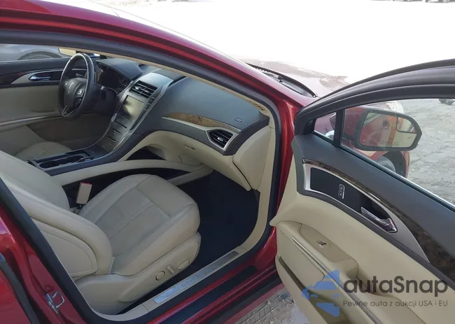 3LN6L2LU1DR822089: 41621924