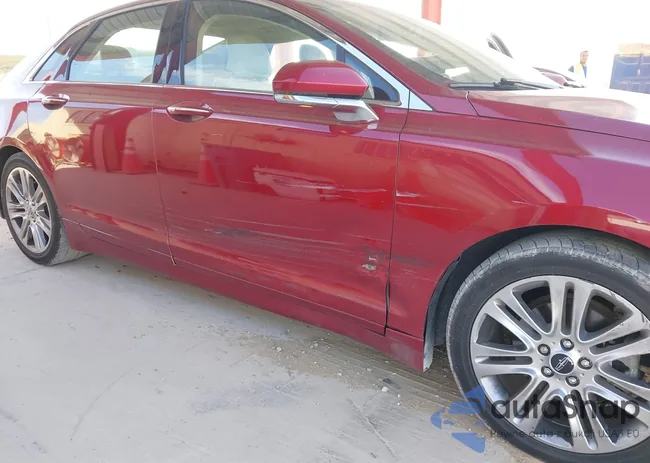 3LN6L2LU1DR822089: 41621924