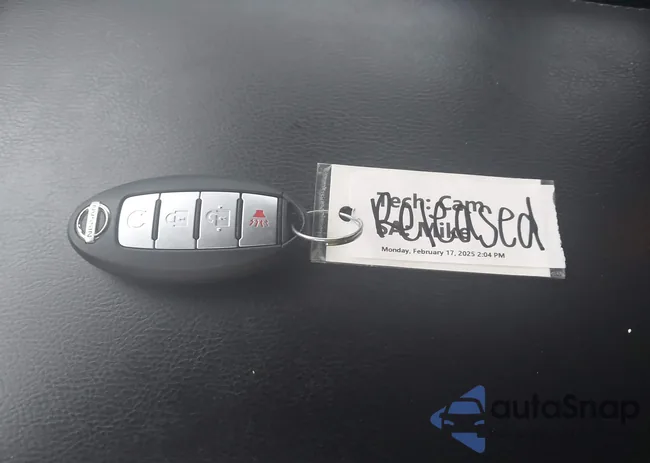 5N1DR2MM7JC654523: 41621533