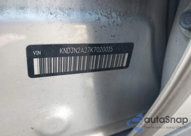 KNDJN2A27K7020015: 41622255
