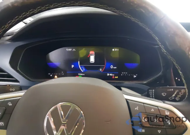 3VVUX7B24RM044079: 41623374