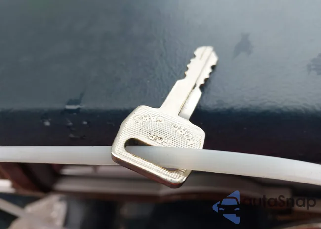 2MEBM75F0JX694547: 41625011