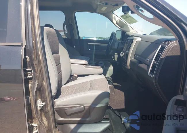 1C6RR6LT2KS564298: 41624578