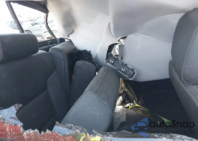 1GT12TE8XGF136674: 41625517