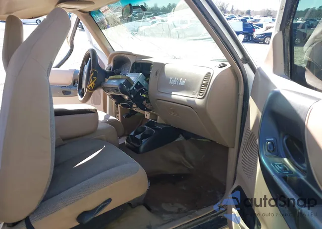 1FTZR15E01TA55152: 41627958