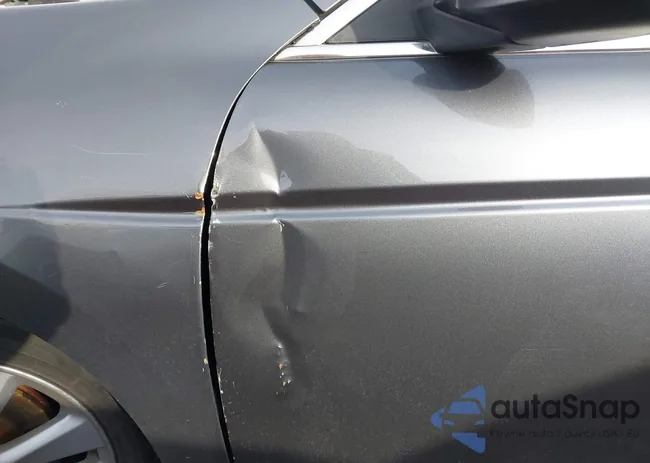 1HGCP2F82BA121290: 41627361