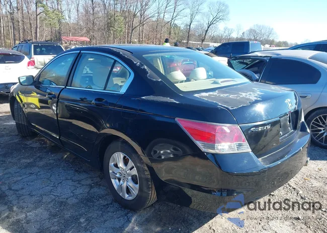 1HGCP26488A117458: 41629032