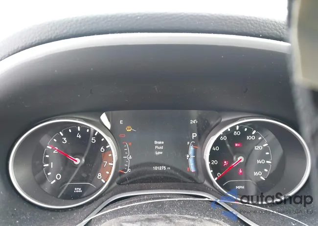 3C4NJDCB3JT373917: 41628459