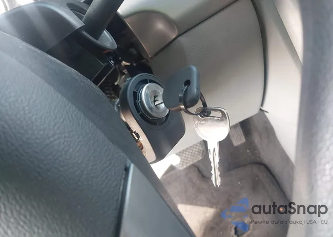 1G1AD5F59A7123208: 41629946