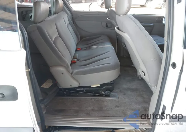 1B8GP25362B681650: 41629269