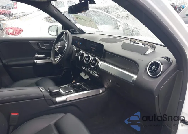 W1N4M4HB2MW104634: 41629318