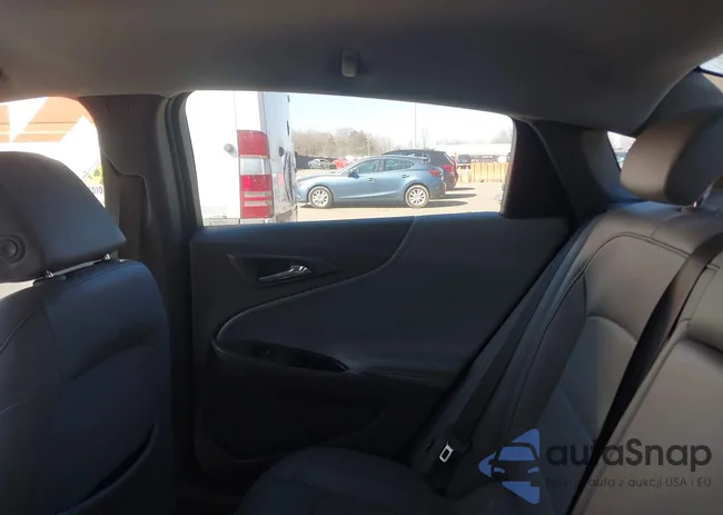 1G1ZE5ST4GF341205: 41631177