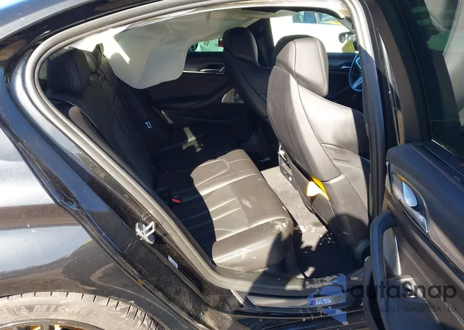 WBSJF0C55JB283097: 41632890